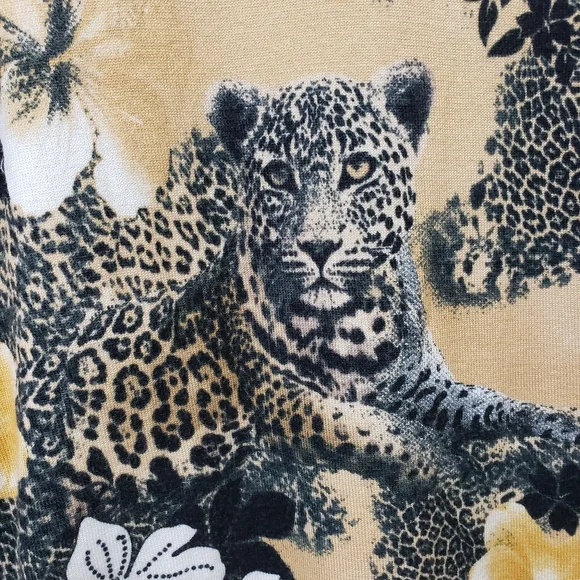 Red - cheetah & floral print long ribbed sweater woman's size medium - Picture 2 of 7